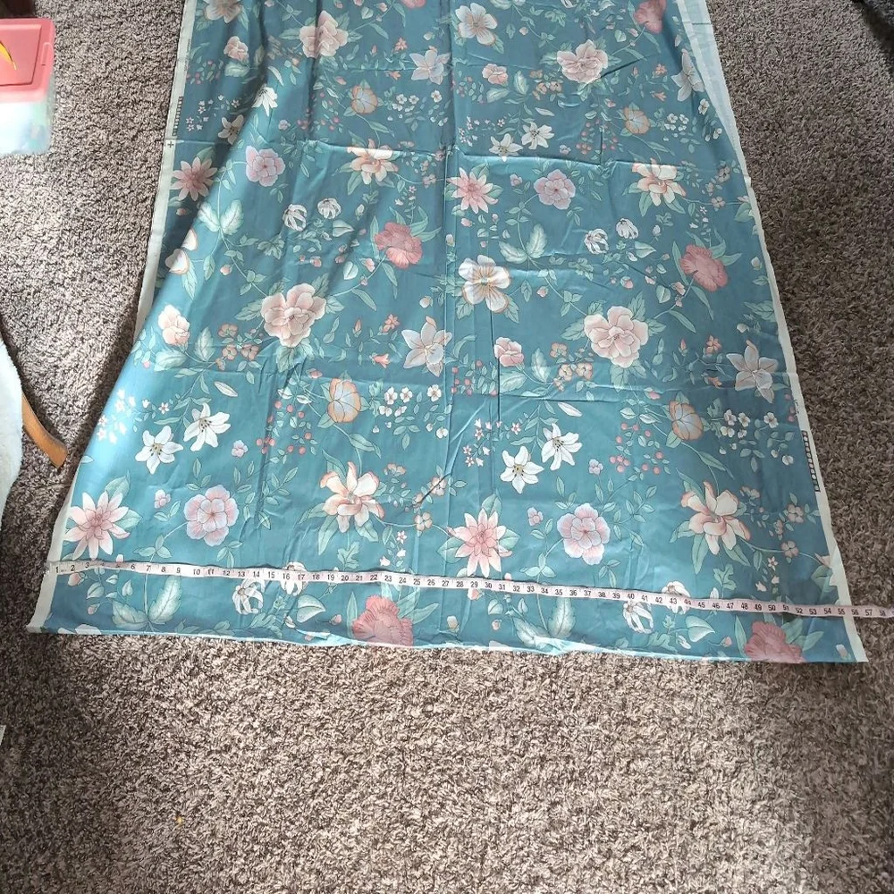 VTG Sarasota Springs Upholstery Yardage Floral Print 55 inches by 146 inches.